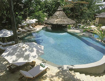 Constance Lemuria 09 Pool